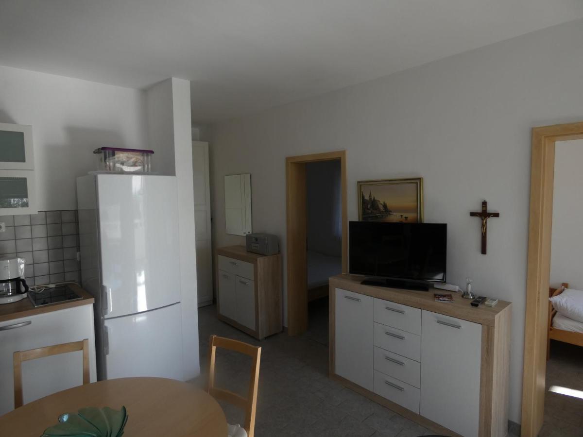 Tomo Apartment Starigrad Paklenica Exterior photo